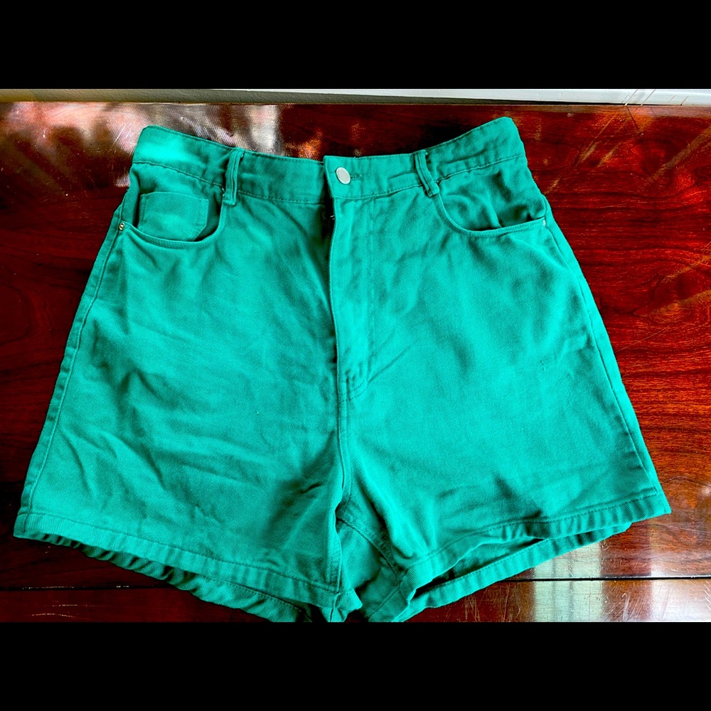 ZARA High Waisted Green Jean Shorts🍀